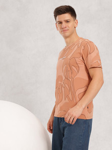 Camiseta de Manga Corta con Cuello Redondo para Hombre, con Estampado Floral, Tejido de Poliéster, Estilo Casual, Corte Regular, Diseño Transpirable - Product Image 1
