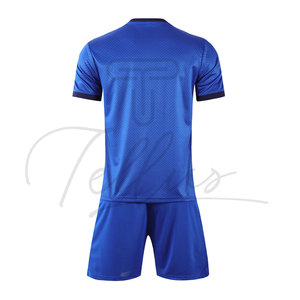 Uniforme de Fútbol Personalizable al por Mayor, Equipo de Fútbol con Logotipo Impreso Personalizado, Hecho en Pakistán, Diseña Tu Propio Uniforme de Fútbol - Product Image 2