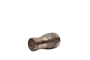 Vase décoratif en cuivre plaqué argent de qualité supérieure pour chevet – Style moghol traditionnel gravé pour la maison et l'hôtel - Product Image 2