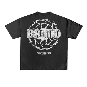 T-shirt personnalisé noir pour homme à manches courtes avec logo fil barbelé, style urbain, coupe classique, col rond, en jersey de coton imprimé - Product Image 3