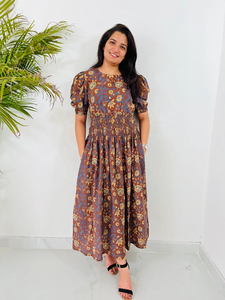 Robe longue d'été en coton indien imprimée à la main, style maxi décontracté à manches courtes, broderie florale, pour femmes - Product Image 4