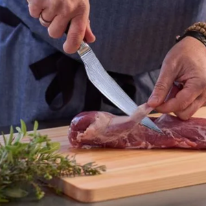 Couteau à désosser et à fileter de 6 pouces en acier Damas, lame incurvée, couteau de cuisine pour la découpe de la viande et du poisson, avec manche ergonomique noir pour chef - Product Image 5