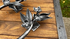 Plantas ornamentales florales de hierro para decoración de pared, estilo elegante, acabado pintado, accesorios para cercas - Product Image 3