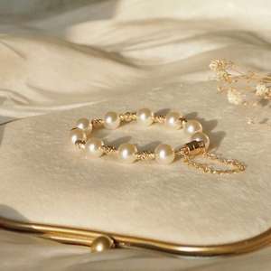 Bracelet en perles fines, fermoir magnétique en argent sterling, bracelet en perles nouées, bijoux minimalistes pour mariage, cadeau pour demoiselle d'honneur - Product Image 6