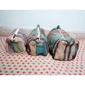 Ensemble de 3 trousses de toilette en coton kantha indien, trousse à maquillage, étui à accessoires, sac de voyage pour femme, kantha fait main - Product Image 2