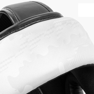 Protector de Cabeza de Boxeo 2026, Cuero PU Blanco y Negro, Casco Deportivo Protector Unisex para Adultos, Universal para Todas las Temporadas - Product Image 4