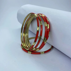 Bracelets ethniques légers et tendance en laiton antique et résine bleue faits à la main - Product Image 1