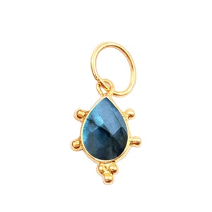 จี้ห้อยประดับพลอยลาบราดอไรต์ทรงลูกแพร์แบบฝังขอบอย่างสวยงาม |   ตัวเชื่อมต่ออัญมณีชุบทองทำมือขายส่ง - Product Image 1