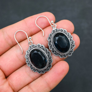 Boucles d'oreilles personnalisées en onyx noir créé en laboratoire, argent sterling 925, 1,9 pouce, bijoux en pierres précieuses faits à la main, boucles d'oreilles fines antiques, cadeau pour femme - Product Image 1