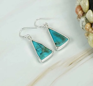 Pendientes de Plata de Ley 925 con Turquesa Natural Sleeping Beauty de Grado AAA, Sin Níquel, Románticos, Minimalistas, Certificados por IGI - Product Image 2