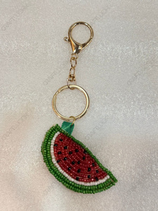 Al por mayor Colgante para bolso y llavero de rodaja de sandía con cuentas de algodón hecho a mano, Ecológico, Duradero, Accesorio de moda de verano OEM ODM - Product Image 5