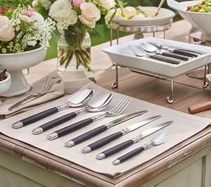 Ensemble de couverts jetables en acier inoxydable noir et argent, élégants, couteau, fourchette, cuillère, pour la maison, les restaurants, les hôtels, les événements - Product Image 3