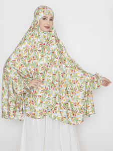 Light Green and Multi-Color Leaf Print Chiffon <b>Hijab</b> Long Lightweight Daily Wear Scarf for All Seasons Muslim Women Wear - Product Image 5
