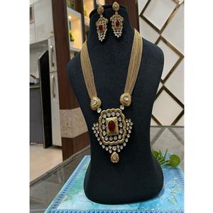 Conjunto de Collar Clásico de Moissanita Chapado en Oro de la Mejor Calidad Radiante con Pendientes para Compromiso, Boda y Fiestas para Mujer - Product Image 2