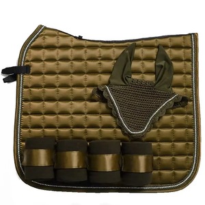 Ensemble de tapis de selle pour cheval personnalisable avec doublure en polaire, matériau brillant de haute qualité, disponible en différentes couleurs et tailles - Product Image 3