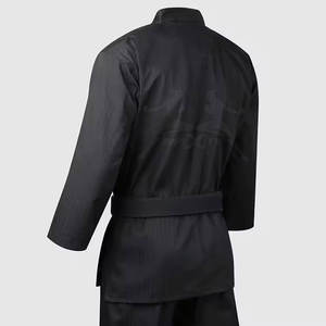 Kimono de Karate Ligero con Costuras Reforzadas y Tela de Algodón Suave para Práctica Diaria - Product Image 3