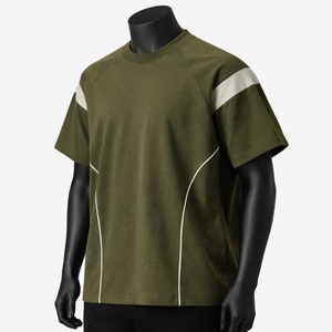 เสื้อยืดแขนยาวสีเขียวมะกอกสำหรับผู้ชาย ปี 2026 ทรงปกติ คอโอ แห้งเร็ว สีพื้น ผ้าโพลีเอสเตอร์ 100% - Product Image 2