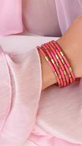 Pulseras de Latón con Baño de Oro y Resina Hechas a Mano para Mujer, Colección de Joyería de Moda al por Mayor, Diseño Premium, Tendencia para Bodas, IGI - Product Image 3