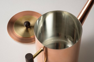 Théière en cuivre de luxe en gros avec bec courbé élégant, poignée décorative en cuivre, couvercle assorti, corps en cuivre poli, style vintage - Product Image 6