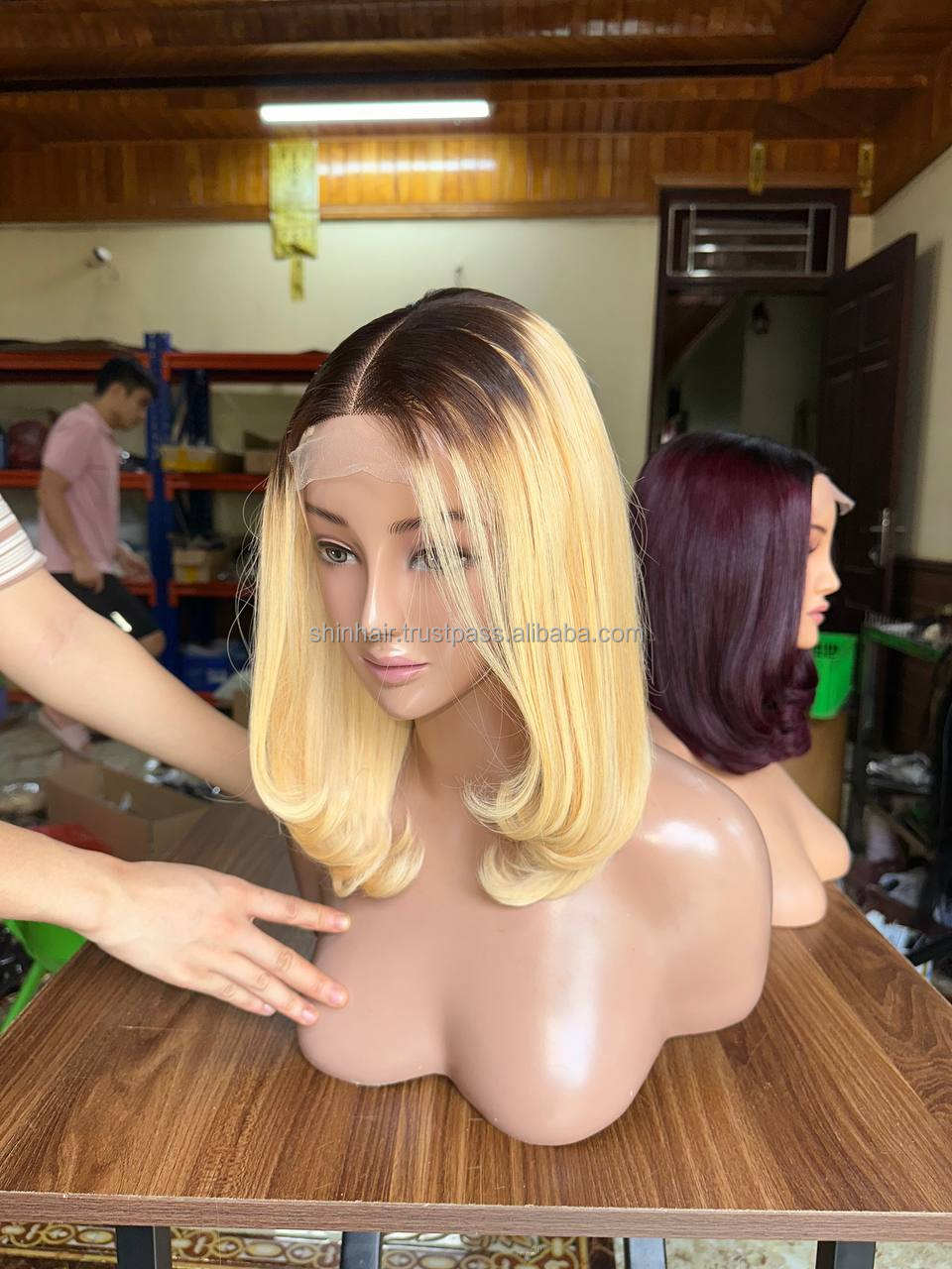 สีบลอนด์