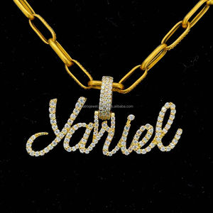 Pendentif en diamant élégant Pendentif nom monocouche Iced Out en argent sterling 925 plaqué or 14KT et Moissanite taille ronde - Product Image 2