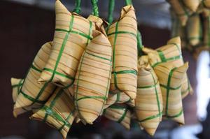 ขนมข้าวเหนียวมะพร้าวและกล้วยห่อใบไผ่ – ขนมหวานแบบดั้งเดิมของเวียดนามที่ออกแบบมาเพื่อตลาดต่างประเทศ - Product Image 6