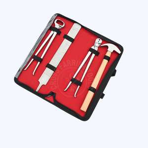 Kit Completo de Herramientas para el Cuidado de Pezuñas de Caballos con Estuche, Alicates para Recortar Pezuñas, Extractor de Clavos Afilado, Lima de Doble Cara y Martillo - Product Image 1