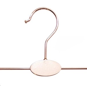 Étagère murale moderne en métal rose doré pour cintres et rangement de vêtements - Product Image 2