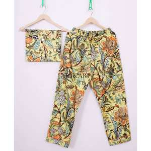 Conjunto de Pijama de Algodón con Estampado Floral, Elegante y de Alta Calidad, para Verano, Disponible en Diferentes Tallas para Mujer, India - Product Image 4