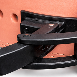 SAAR Industries ขายส่งเข็มขัดหนังสีพีชขนาด 13 มม. - อุปกรณ์ยกน้ำหนักระดับมืออาชีพสำหรับยิมและผู้ค้าปลีก - Product Image 6