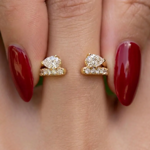 Anillo de Compromiso de Diamante Cultivado en Laboratorio con Corte Oval Premium, con Piedras Decorativas en Forma de Pera y Redondas, Certificado IGI, Oro Sólido de 10K-18K, Regalo de Boda - Product Image 4