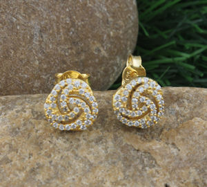 Pendientes de Plata de Ley S925 con Baño de Plata y Circonita Cúbica, Diseño Minimalista de Lujo, Hipoalergénicos, para Uso Diario, Fiestas, Bodas, Unisex - Product Image 1