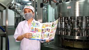 330ml VINUT Passion Fruit Juice Can NFC Sparkling Water Drink <b>Carbonate</b> OEM ODM Private Label Beverage Chilled Vietnam Factory - Product Image 6