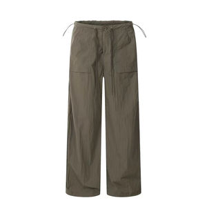 Pantalons coupe-vent pour hommes de qualité supérieure, vente en gros de pantalons pour hommes, pantalons coupe-vent 100% nylon avec poches cargo à rabat latéral - Product Image 4