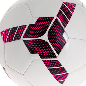 Ballon de football en cuir classique personnalisé avec impression sérigraphique, chambre à air en butyl, solide et durable pour les matchs officiels et l'entraînement en extérieur pour adultes - Product Image 6