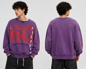 Sudadera Morada Oversize con Cuello Redondo, Lavado Ácido, Estampado '60' Rojo y Bolsillo Frontal, de Algodón Tejido, Estilo Otoñal Unisex - Product Image 2