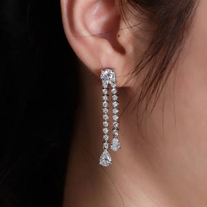 Pendientes Funcionales con Diamantes Cultivados en Laboratorio, Redondos y en Forma de Pera, Certificados por IGI, DEF VVS VS, Oro y Plata, Convertibles, Multiusos - Product Image 4