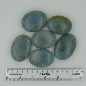 Piedra de Palma Ovalada de Aguamarina Natural Chakralume, Pulida a Mano, Gema Azul para Meditación, Reiki, Sanación Energética de Chakras, Espiritualidad - Product Image 3