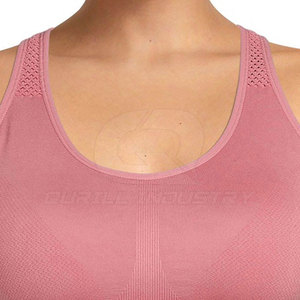 Sujetador deportivo de alto impacto con logo frontal, hecho con material ligero de secado rápido, diseño sin costuras, soporte fuerte y transpirabilidad para correr. - Product Image 5