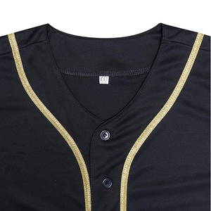 Maillot de baseball noir luxueux avec bande dorée métallisée – Design haut de gamme pour vêtements de sport d'équipe (vente en gros) - Product Image 5