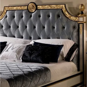 Cama King Size de Lujo Tapizada con Detalles en Dorado, Estructura de Madera de Caoba Sólida, Estilo Clásico Moderno para Uso en Hoteles y Apartamentos - Product Image 3