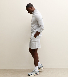 Ensemble d'été deux pièces haut de gamme décontracté et sportif pour homme, à manches courtes et shorts, séchage rapide, vente en gros - Product Image 4