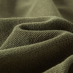 Shorts con Lavado Ácido de Marca Privada, Diseño Único Desgastado con Costuras Overlock, Calidad Boutique, Venta al Por Mayor, Exportación Global - Product Image 4