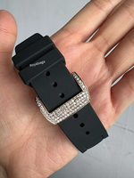 Montre Hip Hop de Luxe pour Homme avec Diamants Moissanite, Boîtier Sertie de Pierres, Bracelet en Caoutchouc Personnalisé