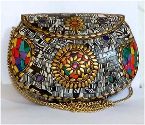 Bolso bandolera Mosaic Work Metal Bags para mujer Partywear Use Disponible en el mejor precio del exportador indio. - Product Image 1