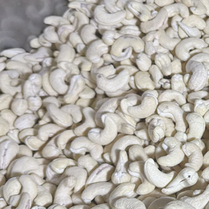 Hot Sales High Quality Cashew <b>Nut</b> Packaging Tin Box Ww240 Premium Quality Vietnam Cashew <b>Nuts</b> OEM, ODM - Product Image 1