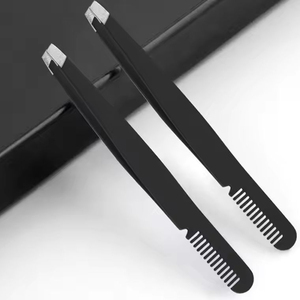 Pince à épiler de luxe en acier inoxydable multicolore faite à la main avec peigne, applicateur de faux cils à pointe fine, outils 2-en-1 pour cils - Product Image 1