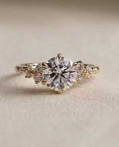 Bague de fiançailles en diamant de laboratoire 2 carats, plaqué or jaune 18 carats, solitaire, bague de mariage, bijoux de luxe pour mariée, cadeau pour anniversaire - Product Image 1