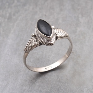 Bague en argent sterling 925 avec feuille marquise en onyx noir naturel, faite à la main, pierre précieuse naturelle, style vintage bohème pour femmes - Product Image 2