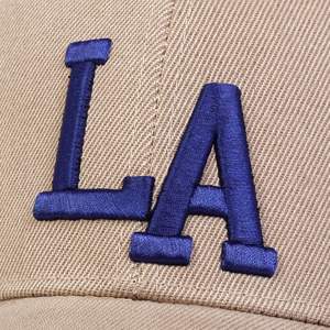 Casquette Snapback 6 Panneaux Personnalisée Sublimée en Gros, Broderie Logo 3D Personnalisée, Casquettes de Baseball à Visière Courbe en Fibre de Maille 100% Polyester - Product Image 5